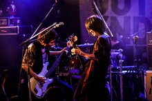 BURNOUT SYNDROMES「全国ワンマンツアー2018『孔雀～いざ真剣勝負～』」東京・渋谷CLUB QUATTRO公演の様子。（Photo by HAJIME KAMIIISAKA）