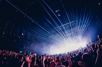 「ヒトリエ UNKNOWN-TOUR 2018 "Loveless"」EX THEATER ROPPONGI公演の様子。（撮影：西槇太一）