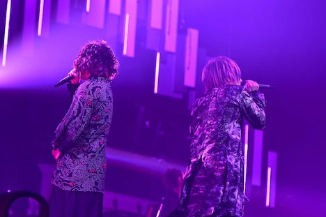 まふまふとnqrse。（撮影：小松陽祐［ODD JOB］、坂口正光、小境勝巳）