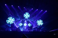 「ひきこもりでもLIVEがしたい！～明日色ワールドエンド発売記念公演～」の様子。（撮影：小松陽祐［ODD JOB］、坂口正光、小境勝巳）