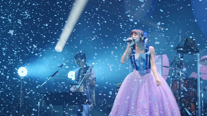 水瀬いのり「Inori Minase 1st LIVE Ready Steady Go!」のワンシーン。