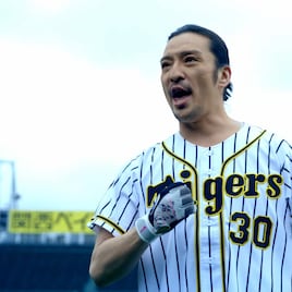 「六甲おろし」2018年版ボーカルは若旦那&水谷千重子、小西康陽エレキVer.も