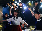 桜エビ～ずワンマンライブ 東京・新宿LOFT公演「みっぴの観桜会おいでやす～」の様子。（写真提供：スターダストプロモーション）