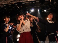 桜エビ～ずワンマンライブ 東京・新宿LOFT公演「みっぴの観桜会おいでやす～」の様子。（写真提供：スターダストプロモーション）