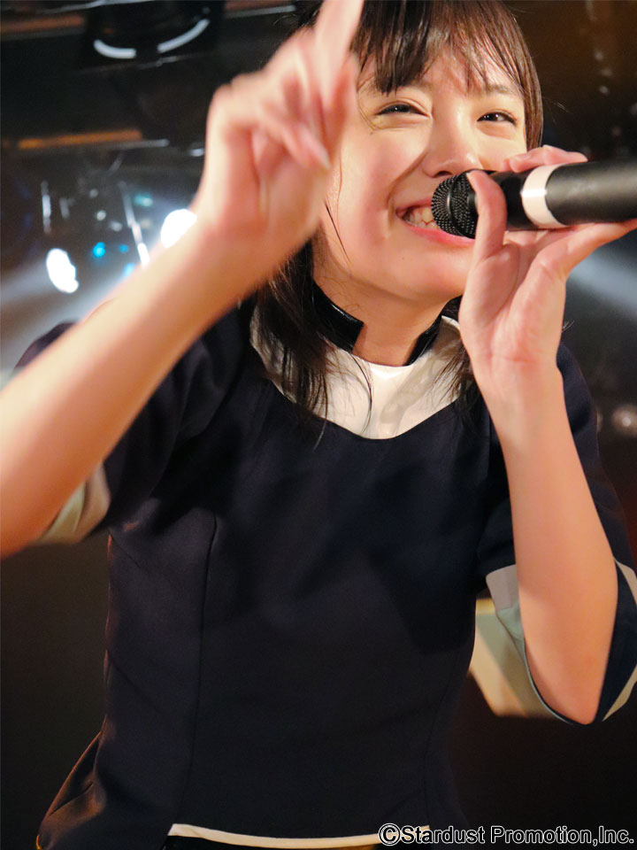 川瀬あやめ（写真提供：スターダストプロモーション）