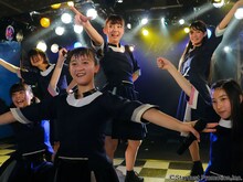 桜エビ～ずワンマンライブ 東京・新宿LOFT公演「全力15歳」の様子。（写真提供：スターダストプロモーション）