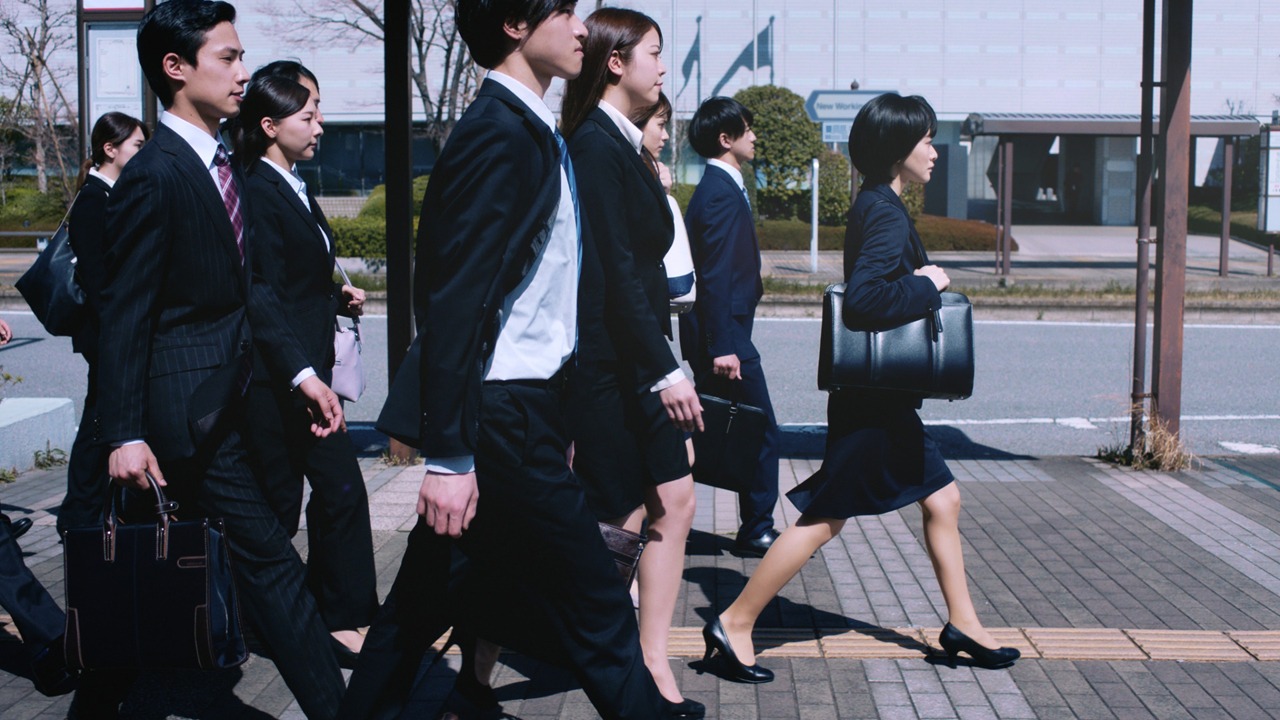 Yahoo! JAPANのWeb限定ムービー「『なんとか、なる。』篇」のワンシーン。