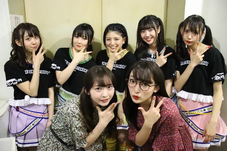 後列がわーすた、前列がまこみな。