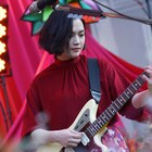 FLOWER FLOWERツアー初日でフラフラバージョンの「CHE.R.RY」