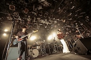2018年3月31日に行われた「AIMYON TOUR 2018 -TELEPHONE LOBSTER-」東京・渋谷CLUB QUATTRO公演の様子。(撮影:鳥居洋介)