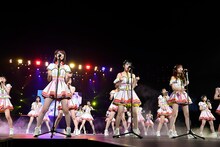HKT48「HKT48春のアリーナツアー2018～これが博多のやり方だ!～」埼玉・さいたまスーパーアリーナ公演の様子。(c)AKS