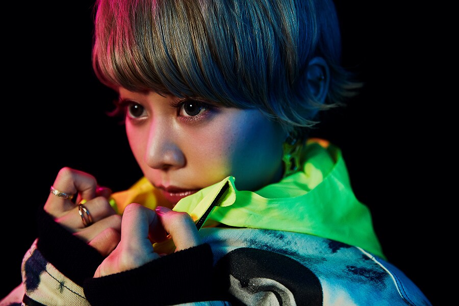 ロザリーナ“人間タイムラプス”のMV完全版を期間限定公開