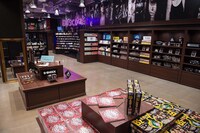 「B'z 30th Year Exhibition "SCENES" 1988-2018」前期会場の様子。