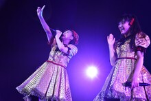 左から小林歌穂、中山莉子。