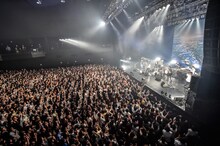 くるり「ライブツアー『線』」最終公演の様子。（Photo by AZUSA TAKADA）