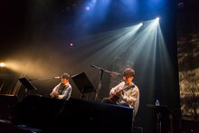 左から古澤剛、小渕健太郎（コブクロ）。（撮影：築地孝典）