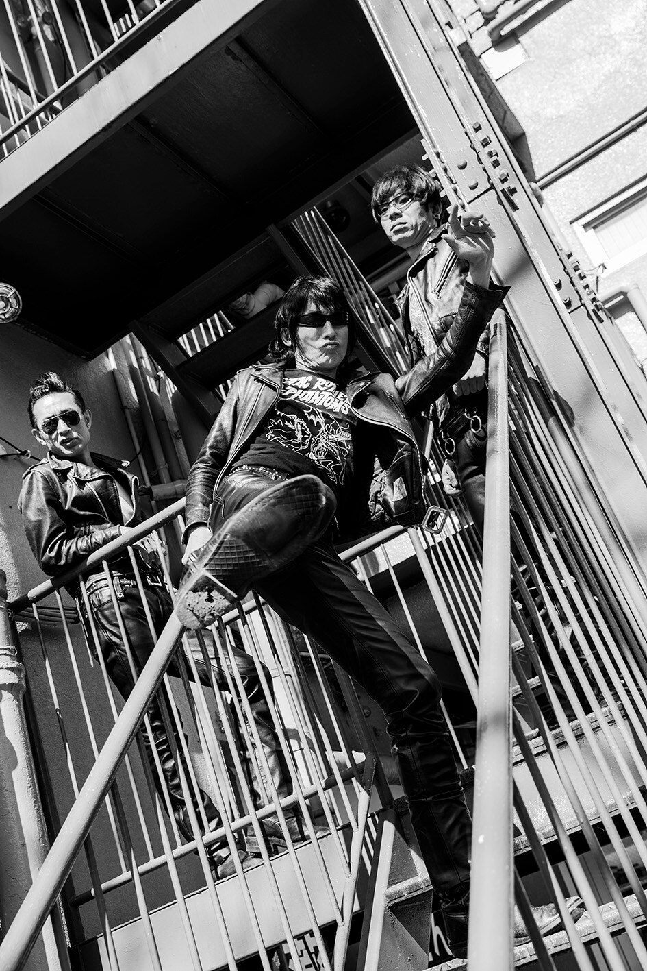 ギターウルフ新ベーシストGOTZお披露目フリーライブ、真昼の高円寺で開催