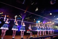 AKB48チーム8 結成4周年記念公演前夜祭「PARTYが始まるよ」昼公演の様子。(c) AKS
