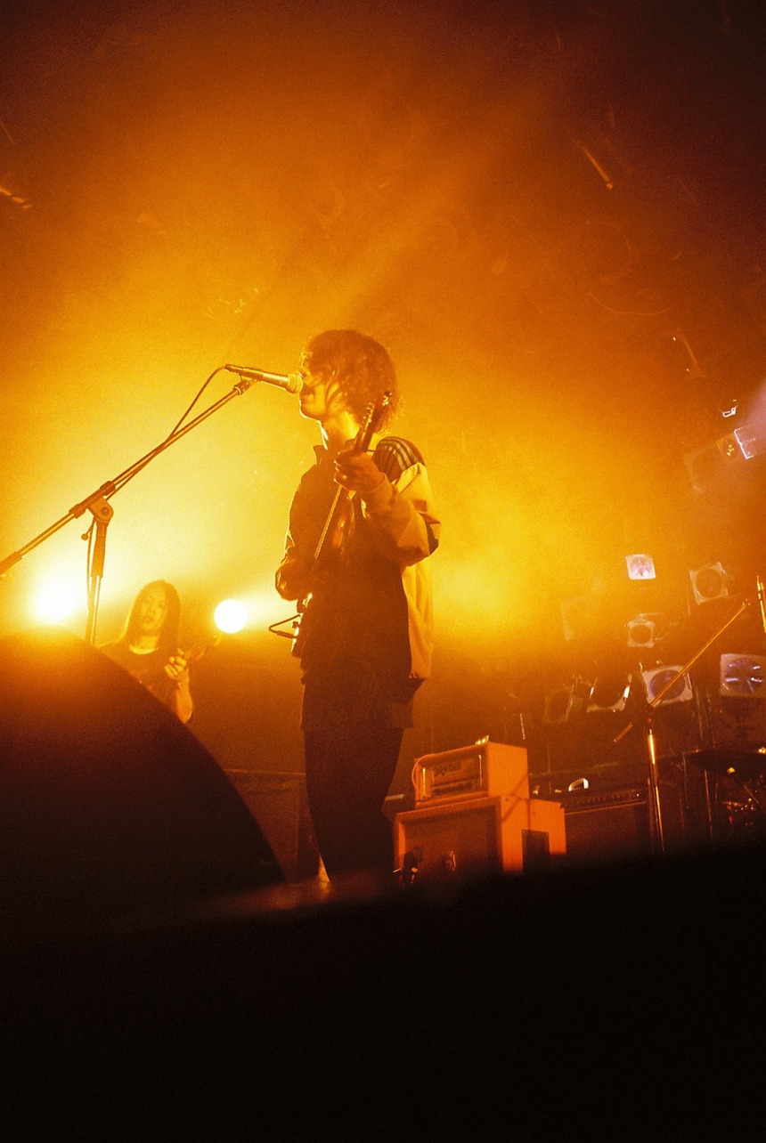 Nobuki Akiyama（Vo, G / DYGL）（Photo by Shusaku Yoshikawa）