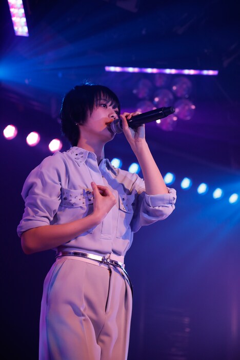 早坂つむぎ (c) AKS