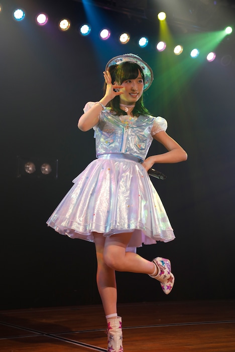 AKB48が5月30日にリリースする52thシングル（タイトル未定）のセンターに抜擢された小栗有以。 (c) AKS