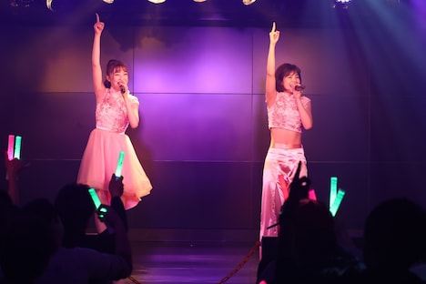 赤の流星（撮影：Takayuki Shimizu）