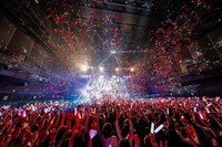 「XYZ TOUR 2018 -DJ Style-」最終公演の様子。（撮影：小松陽祐［ODD JOB］、加藤千絵）