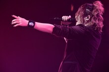 あらき（撮影：小松陽祐［ODD JOB］、加藤千絵）