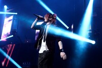 あらき（撮影：小松陽祐［ODD JOB］、加藤千絵）