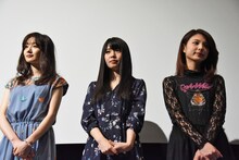左から秋月成美、窪田美沙（仮面女子）、大野未来。
