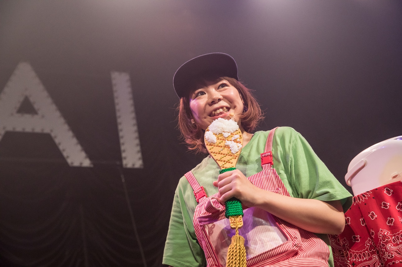 DJみそしるとMCごはん（撮影：中磯ヨシオ）