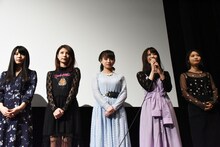 左から窪田美沙（仮面女子）、大野未来、片岡沙耶、加藤美紅、三橋栄香。