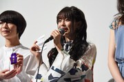 ヒット祈願時に引いたおみくじを見せる市川美織（NMB48）。