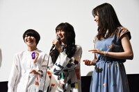 左からりりか、市川美織（NMB48）、秋月成美。