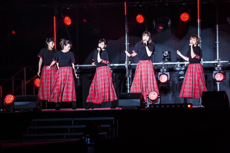 ハロプロ周年の ひなフェス 初日はレジェンド続々登場 ライブレポート 音楽ナタリー