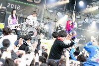 Dizzy Sunfist（Photo by Taku Fujii）