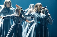 「欅坂46 2nd YEAR ANNIVERSARY LIVE」4月8日公演の様子。（撮影：上山陽介）