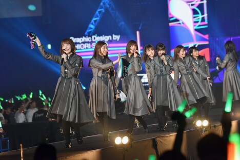 「欅坂46 2nd YEAR ANNIVERSARY LIVE」4月8日公演の様子。