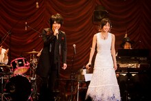 マオ（シド）とLiSA。（撮影：上飯坂一）