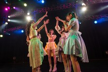 マジカル・パンチライン「DANCE DANCE ROMANCE: PART II ～君に出会えてよかった～」の様子。（撮影：林晋介）