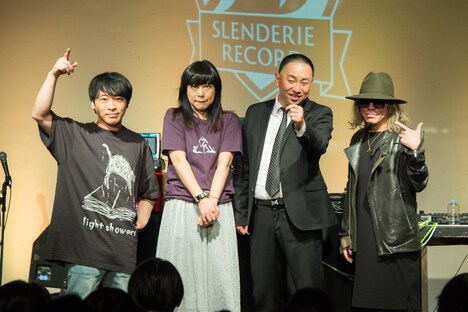 「SLENDERIE RECORD SPRING FAIR」の様子。
