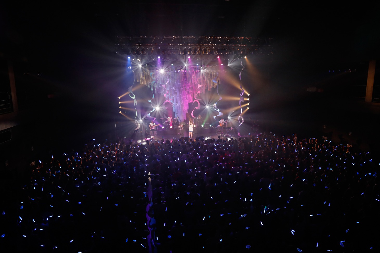 中島愛「Megumi Nakajima Live Tour 2018 "Curiosity of Love"」最終公演の様子。（撮影：小境勝巳）