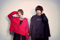 セプテンバーミー。左が岸波藍（Dr, Cho）。