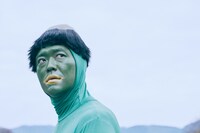 「リニューアル家族」のワンシーン。