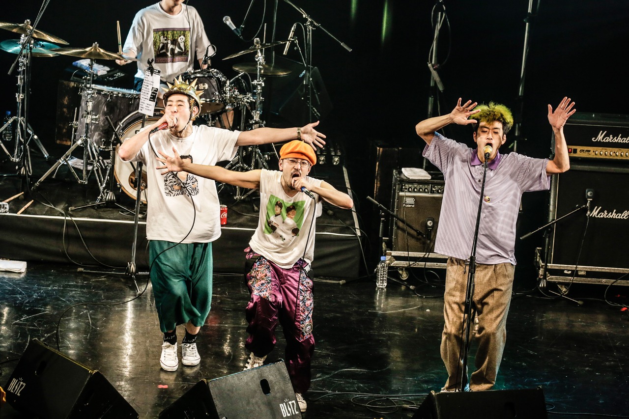 どついたるねん「Let's Go Party!! 4649!」の様子。