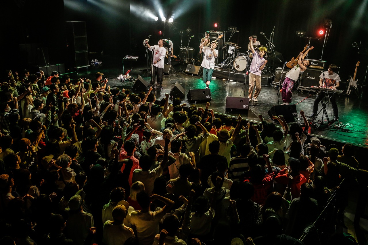 どついたるねん「Let's Go Party!! 4649!」の様子。