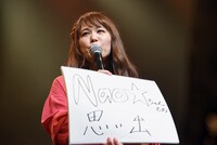 KaedeとMeguから自身との思い出話を聞き出すNao☆。