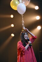 頭にバルーンを乗せるNao☆。