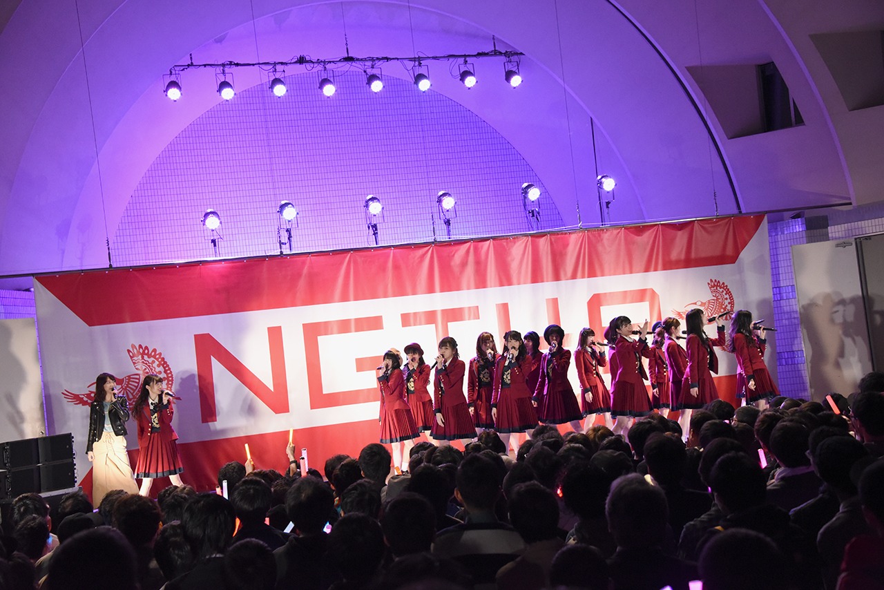 NGT48の東京・代々木公園野外ステージでのフリーライブの様子。