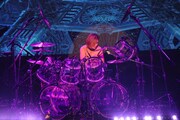 YOSHIKI（Dr, Piano）
